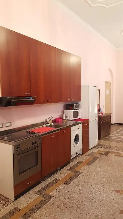 Royal Suite Janov 2*,  Itálie